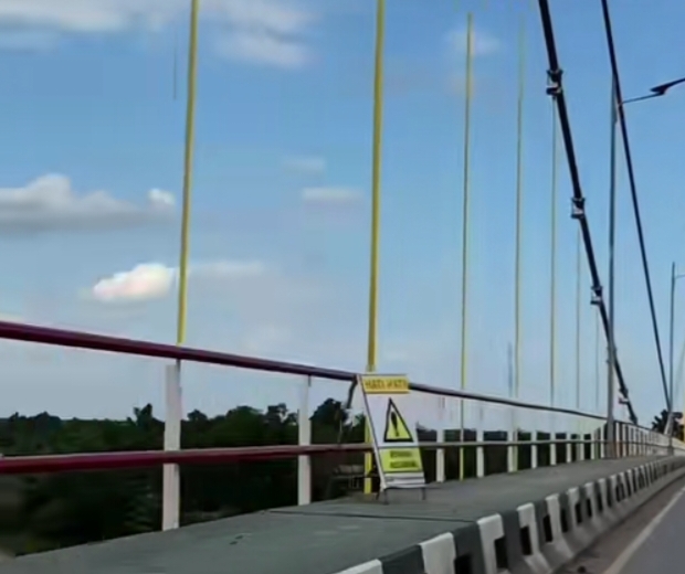 Jembatan Barito Viral