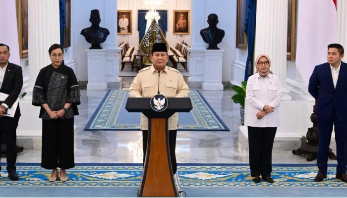 Presiden Prabowo Subianto Umumkan THR dan Gaji Ke-13 Untuk ASN