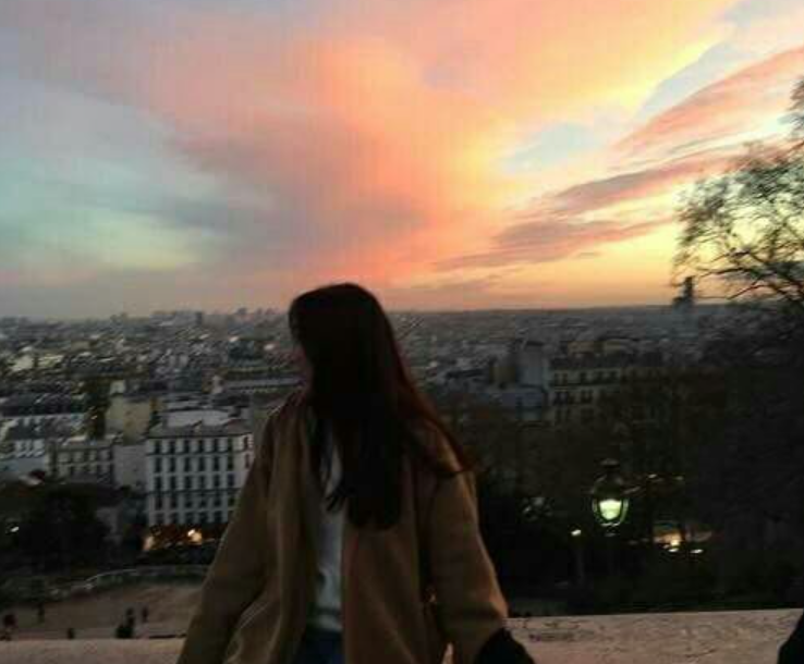 Anna Istri Bule CEO Viral Kenapa?