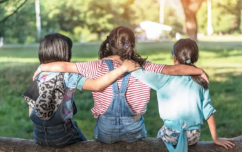 Apakah 15 November 2025 Hari Sahabat Sedunia?