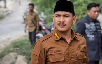 Partai Ade Kuswara Kunang Bupati Bekasi, Anak dan Istri Siapa?